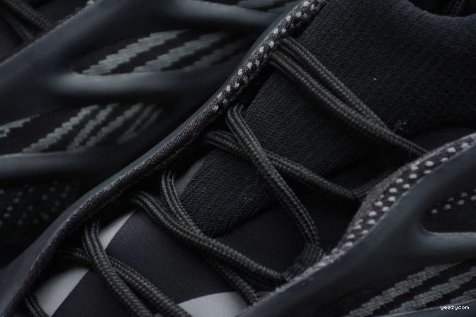 700 Boost Yeezy V3 H67799 Black Adidas 0927